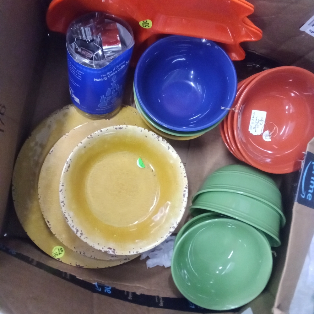 Kitchenware - Picture 4 of 9
